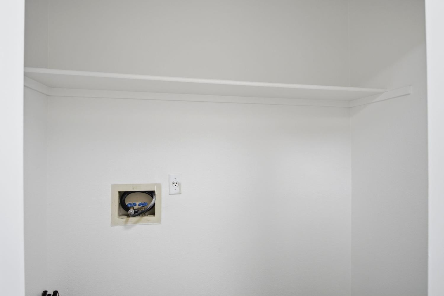 2701 Mozart Dr, Modesto, CA 95358