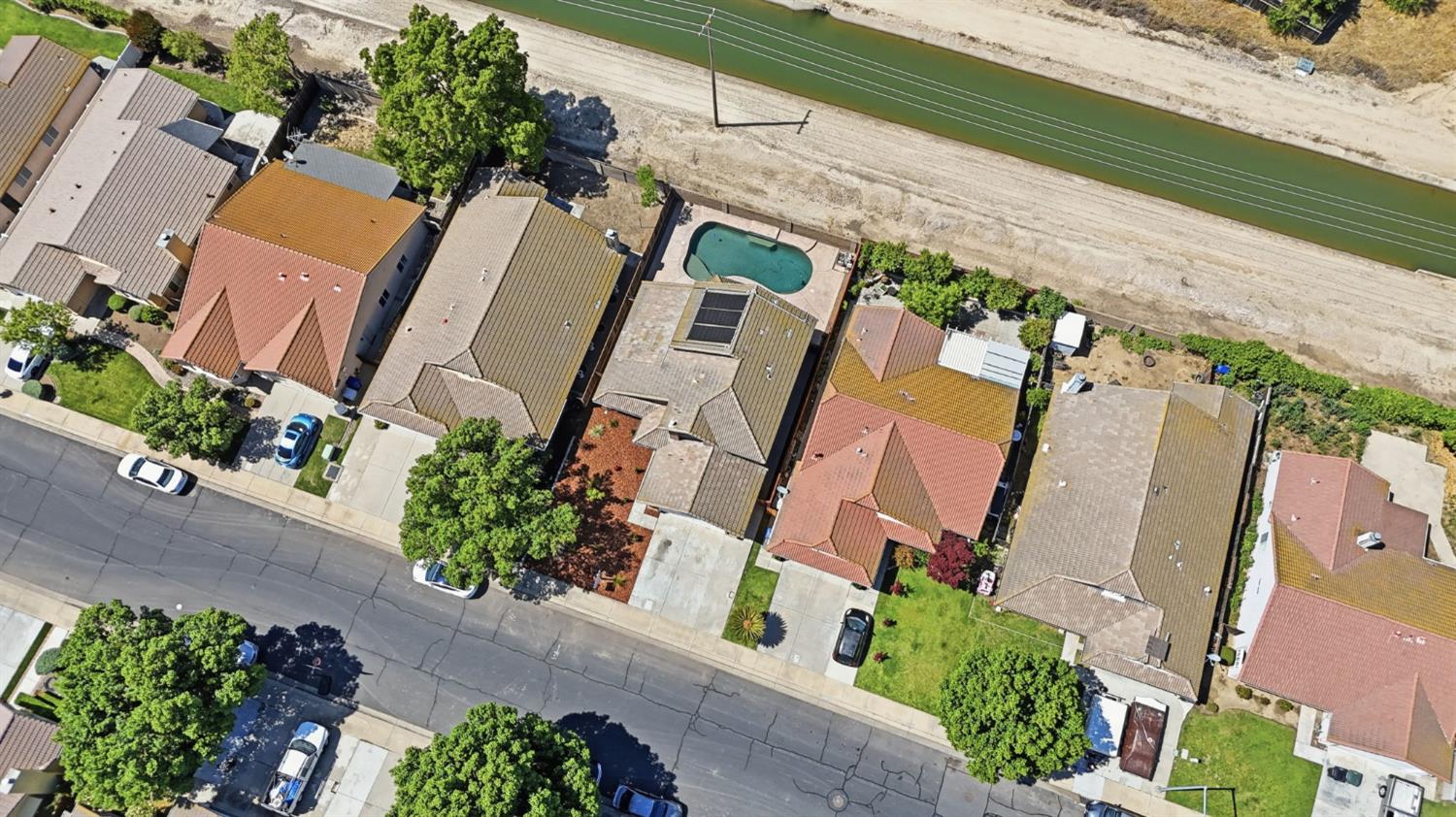 2701 Mozart Dr, Modesto, CA 95358