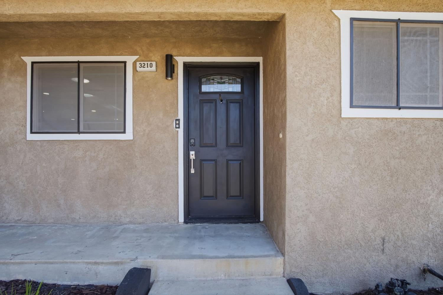 3210 Shamrock Ave, Merced, CA 95340