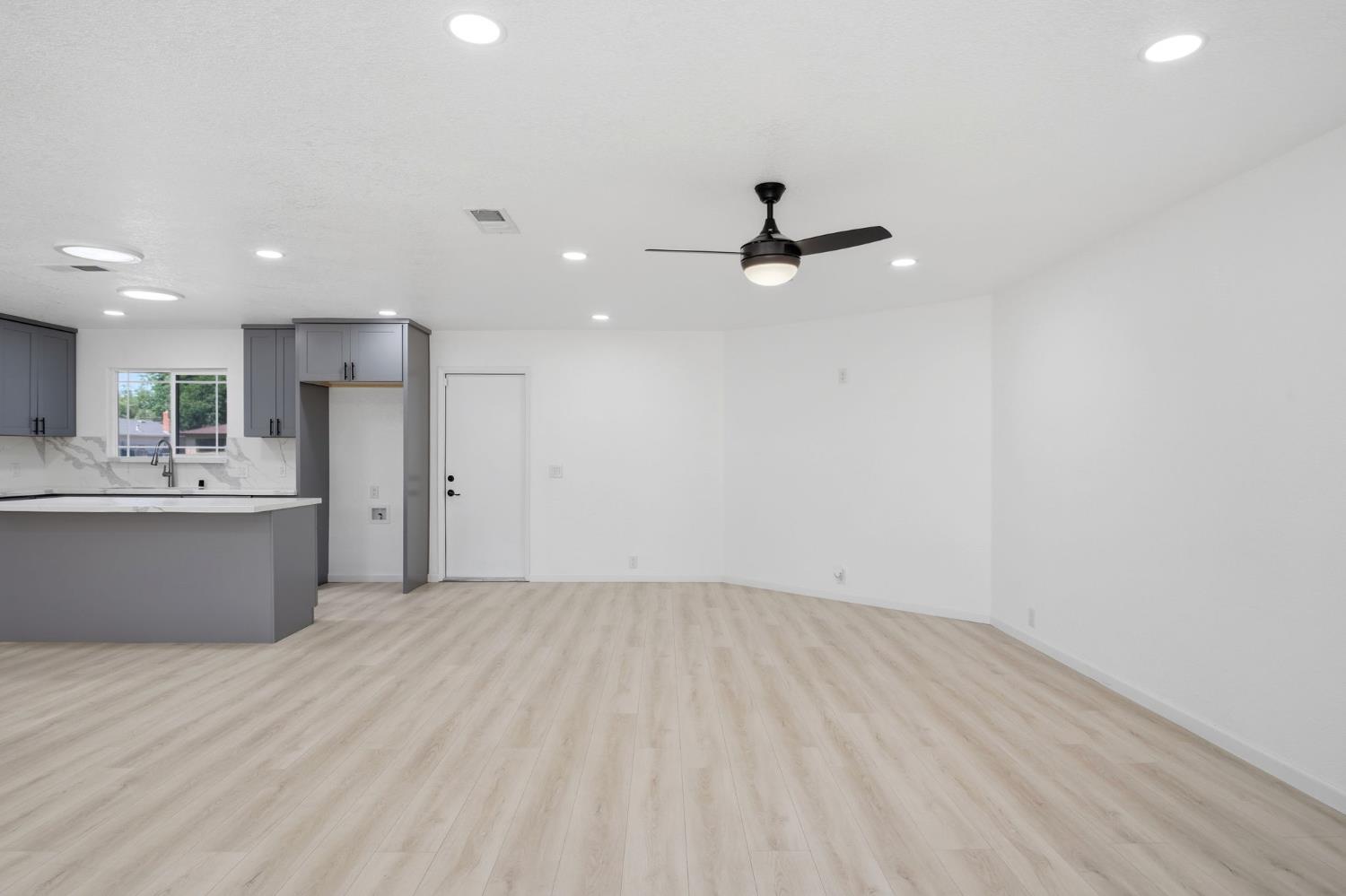 3210 Shamrock Ave, Merced, CA 95340
