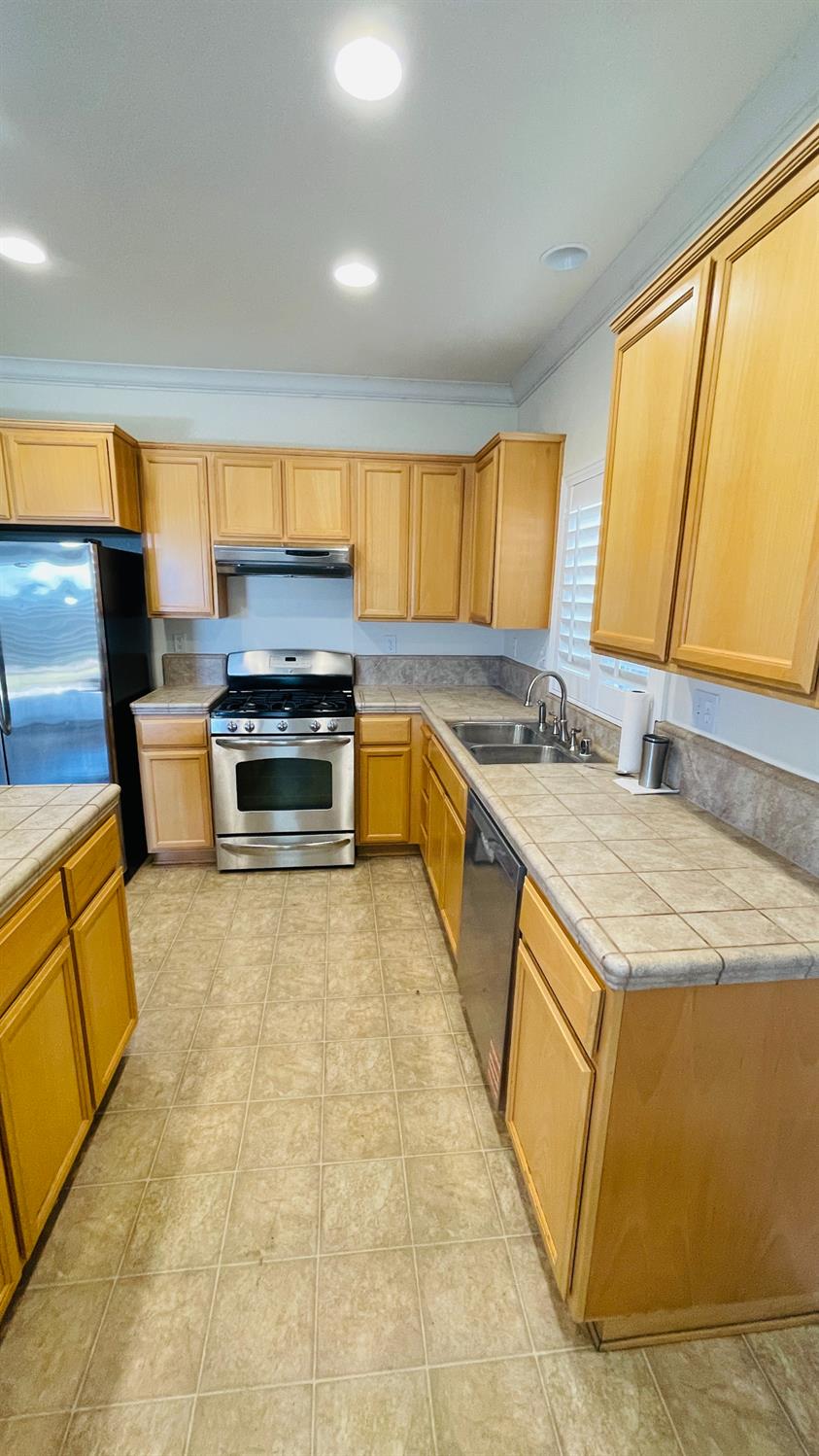 3256 Kyle Ave, Riverbank, CA 95367