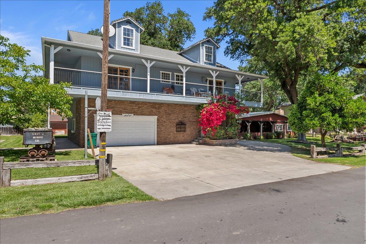 893 Wetherbee Ave, Manteca, CA 95337