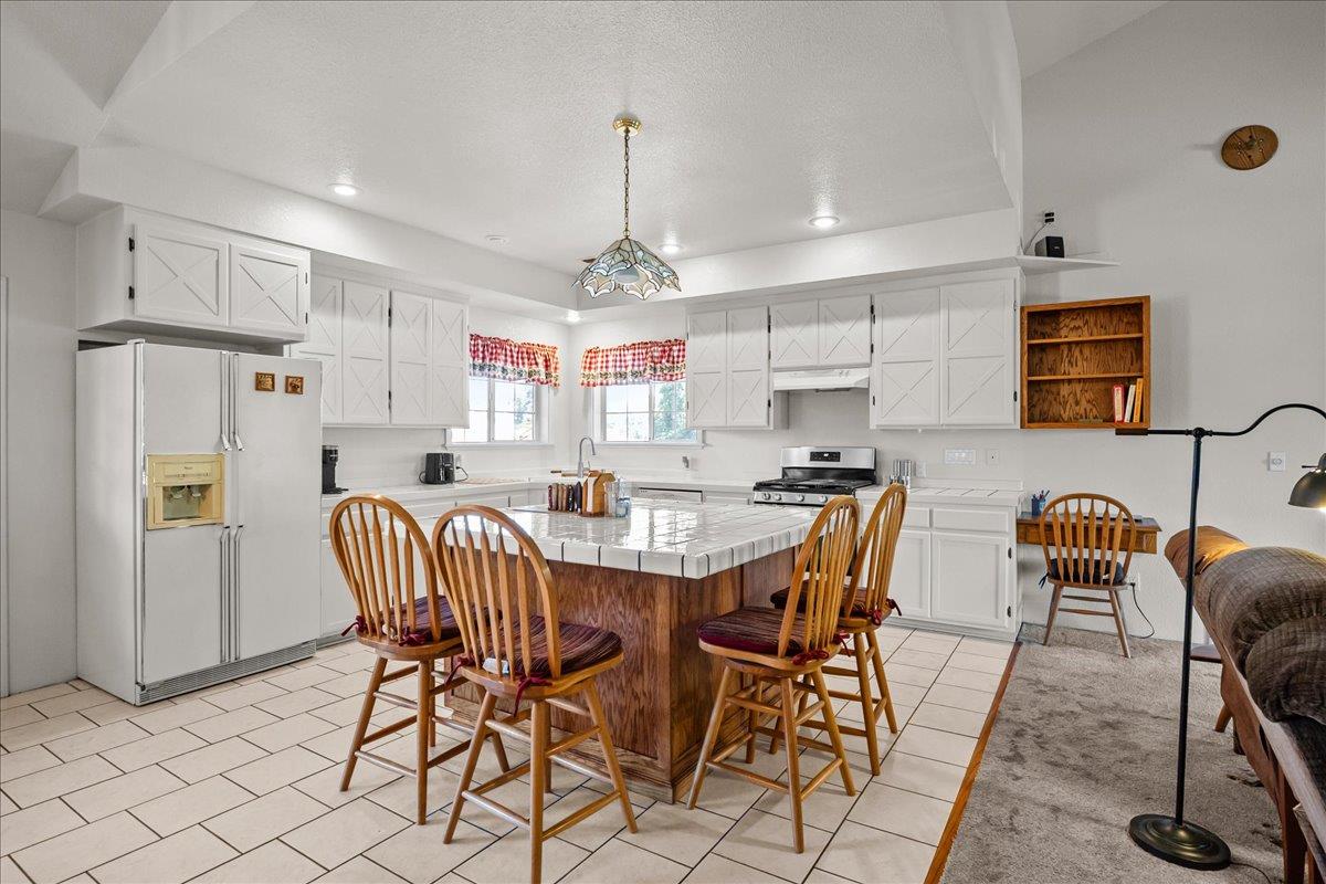 893 Wetherbee Ave, Manteca, CA 95337