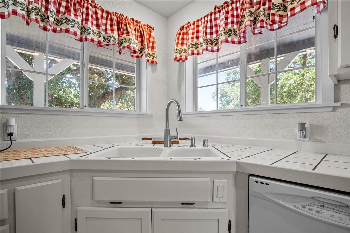 893 Wetherbee Ave, Manteca, CA 95337