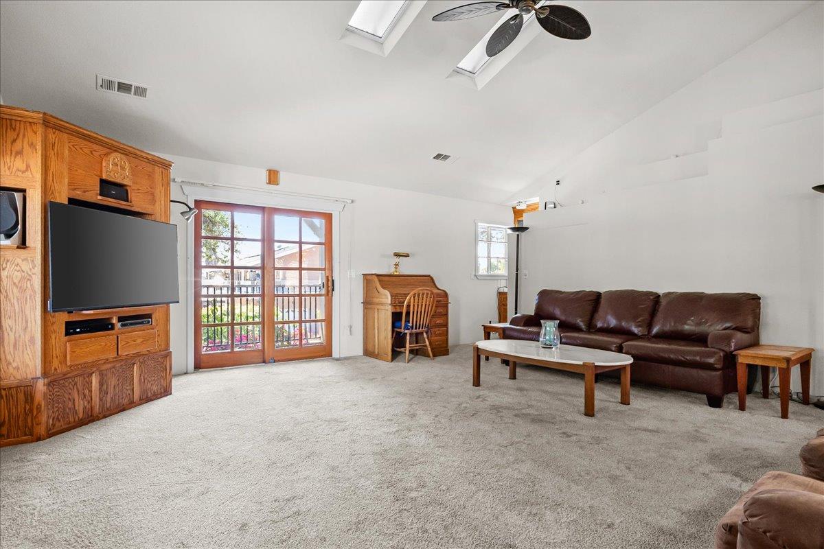 893 Wetherbee Ave, Manteca, CA 95337