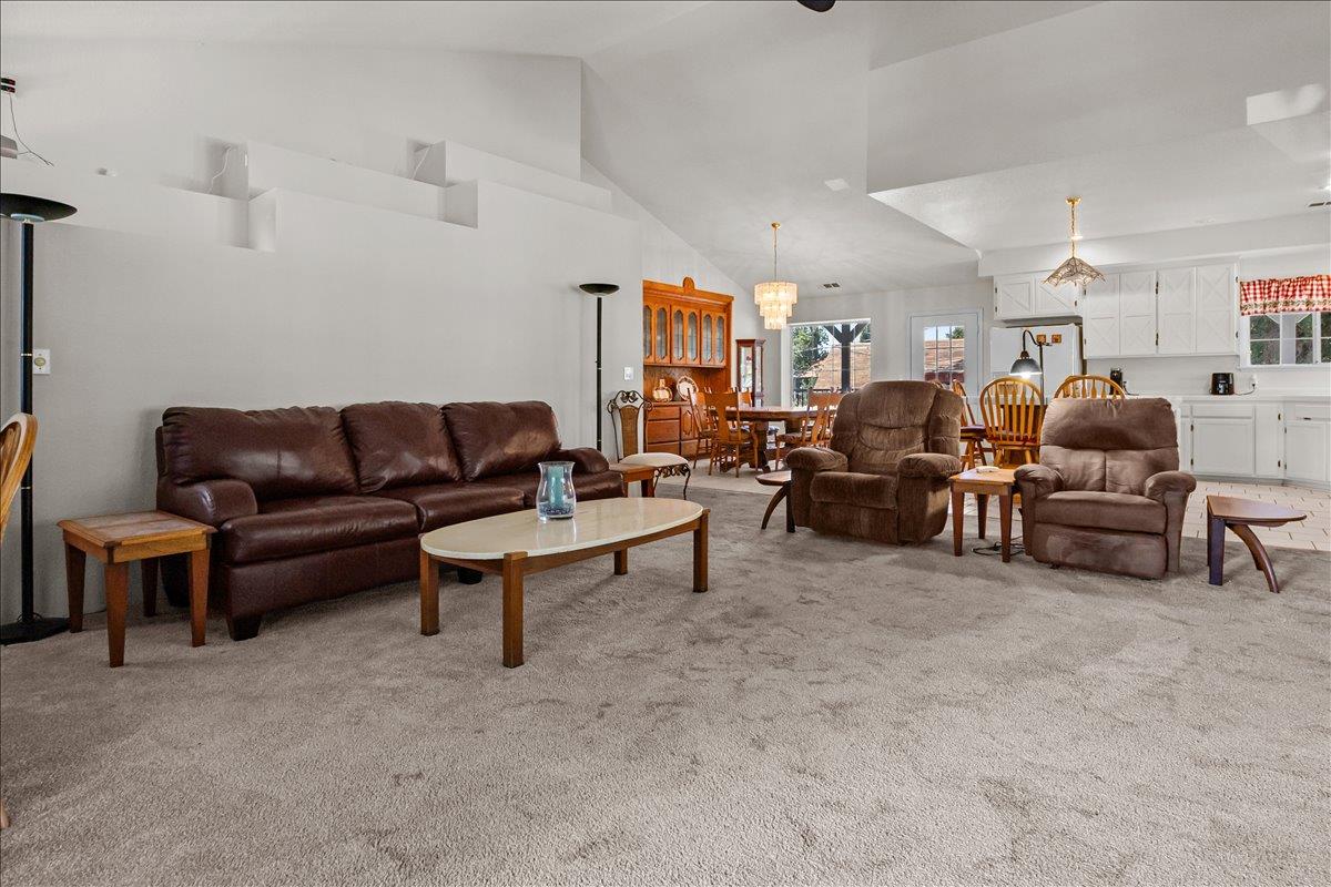 893 Wetherbee Ave, Manteca, CA 95337