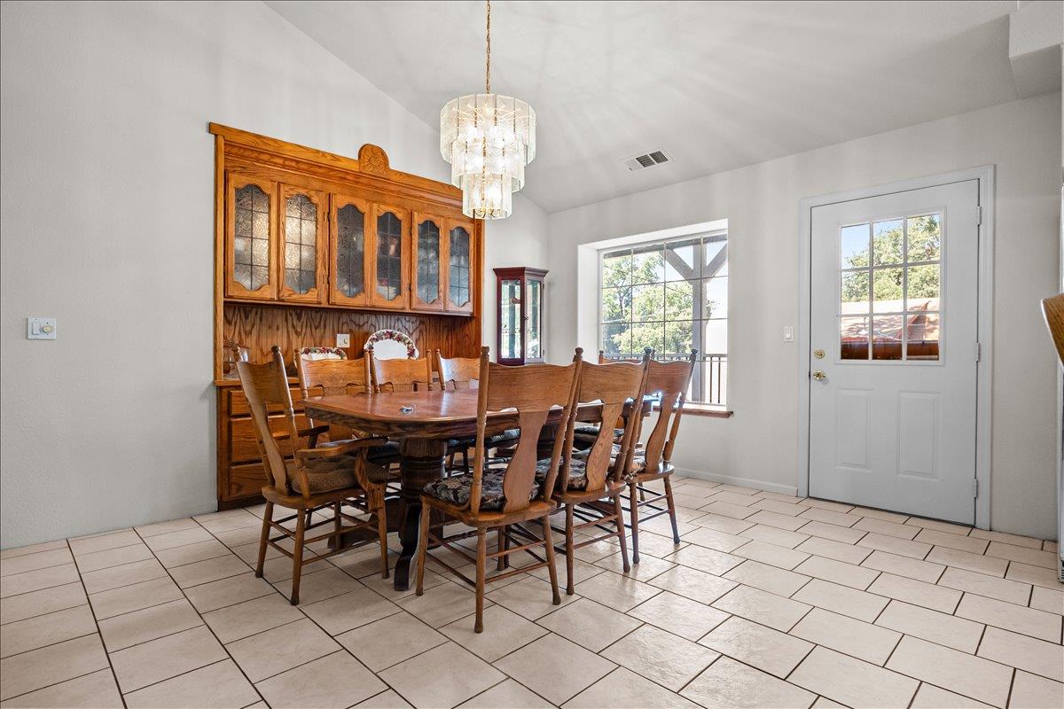 893 Wetherbee Ave, Manteca, CA 95337