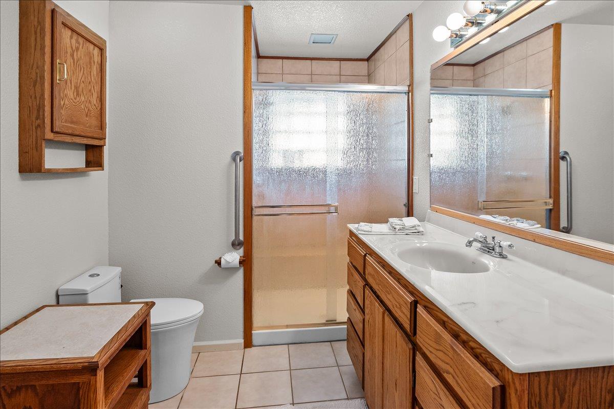 893 Wetherbee Ave, Manteca, CA 95337