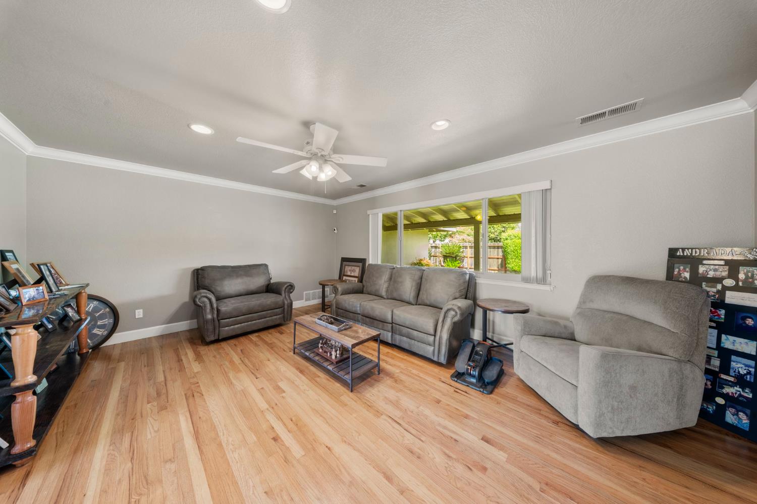 1417 Glen Aulen Dr, Modesto, CA 95350