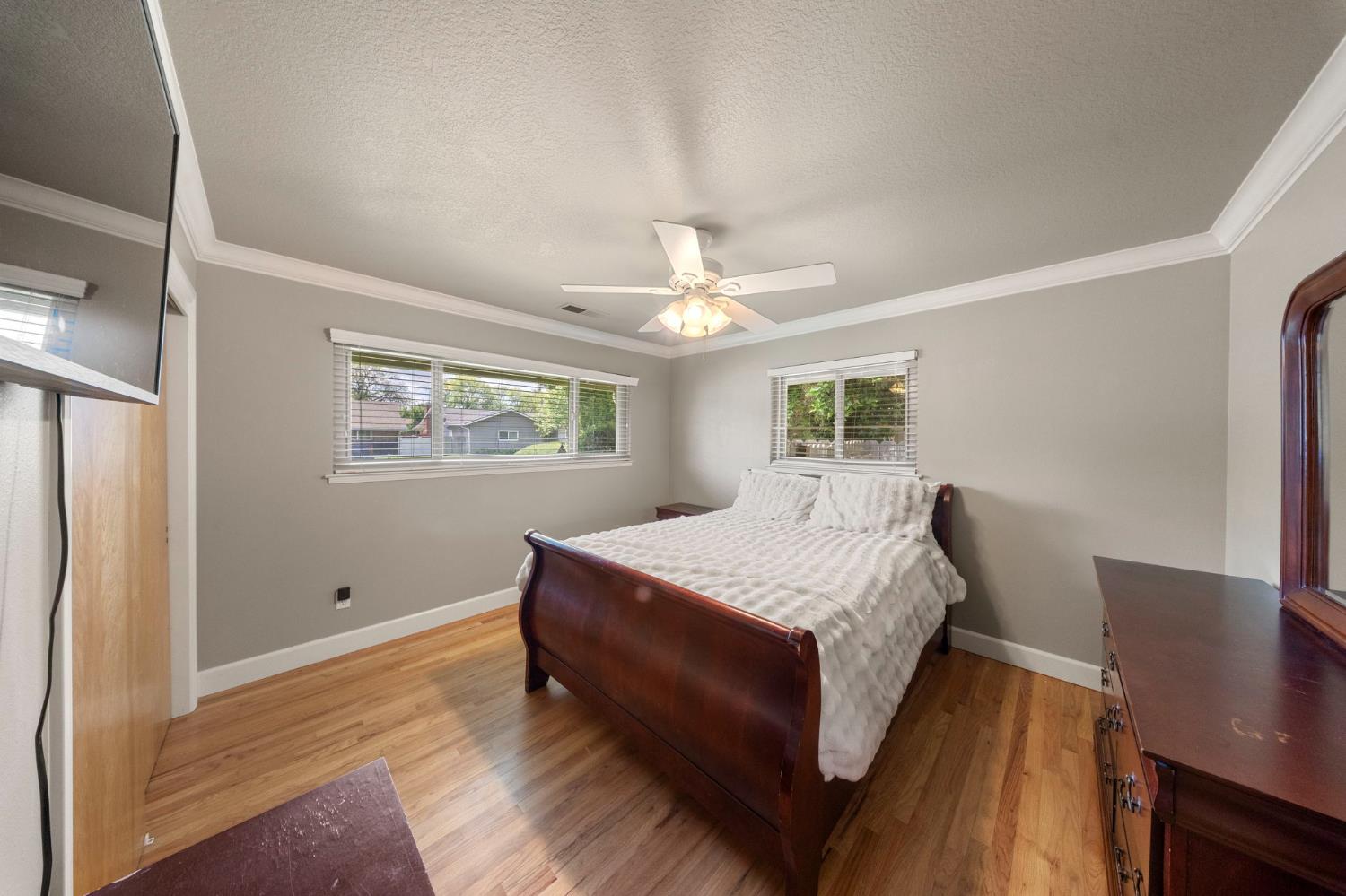 1417 Glen Aulen Dr, Modesto, CA 95350