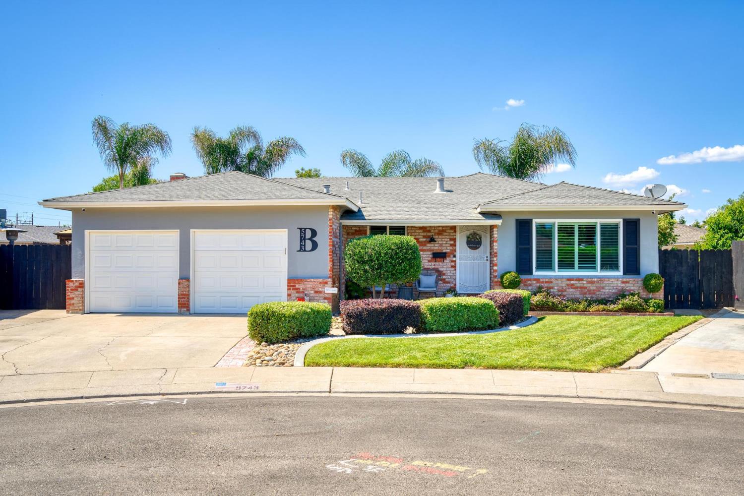 5743 Mohican Dr, Manteca, CA 95336