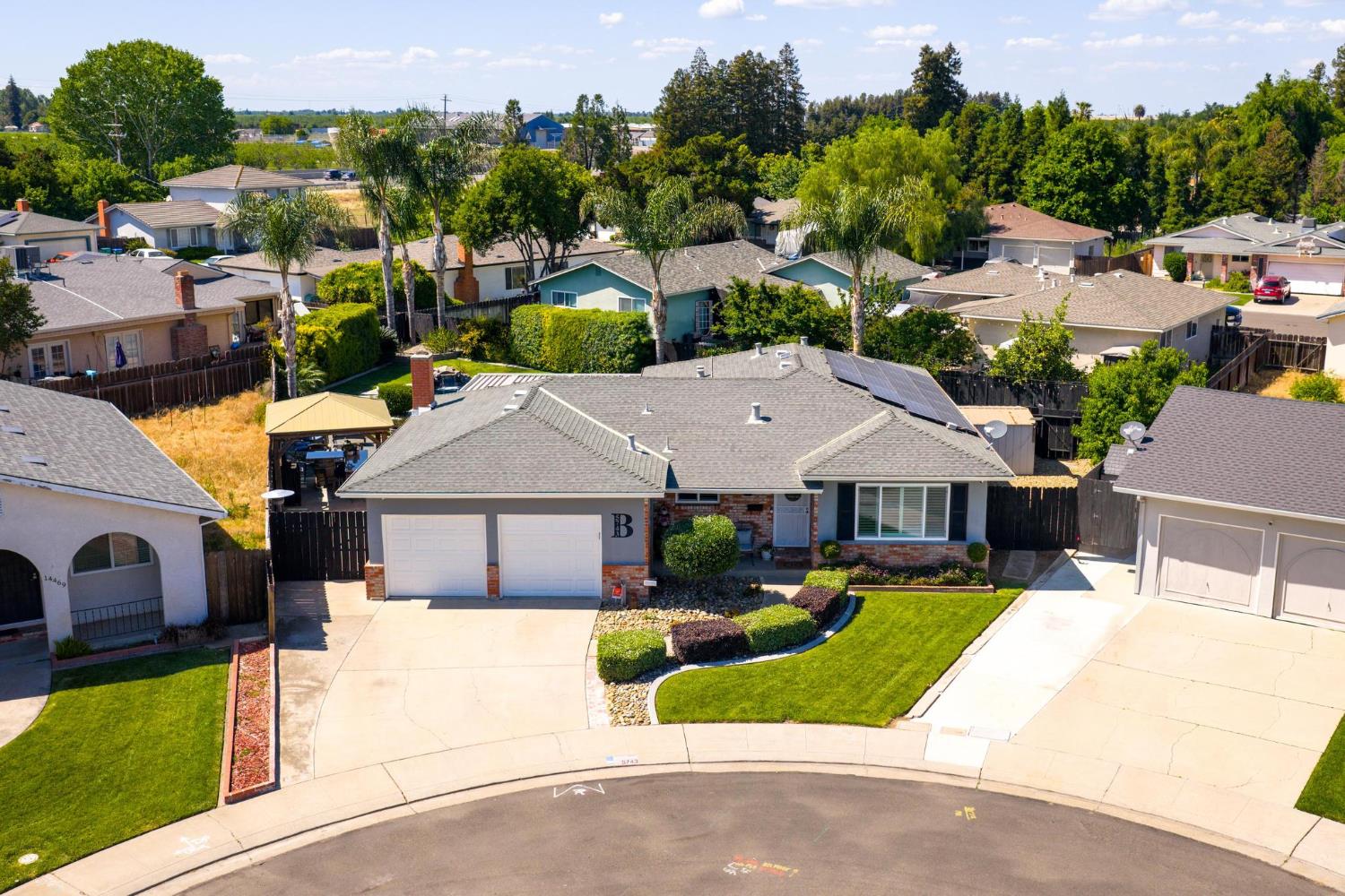 5743 Mohican Dr, Manteca, CA 95336