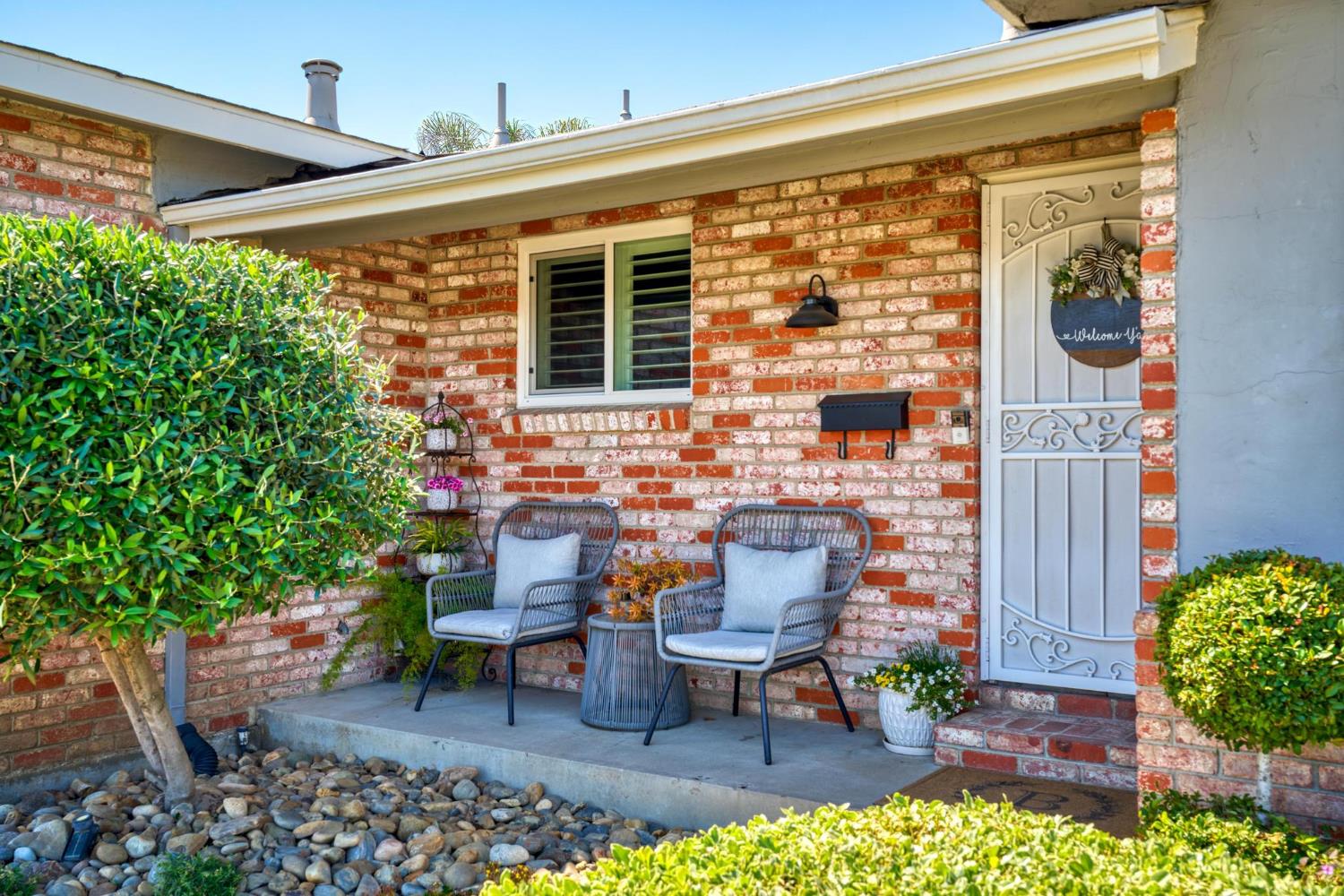 5743 Mohican Dr, Manteca, CA 95336