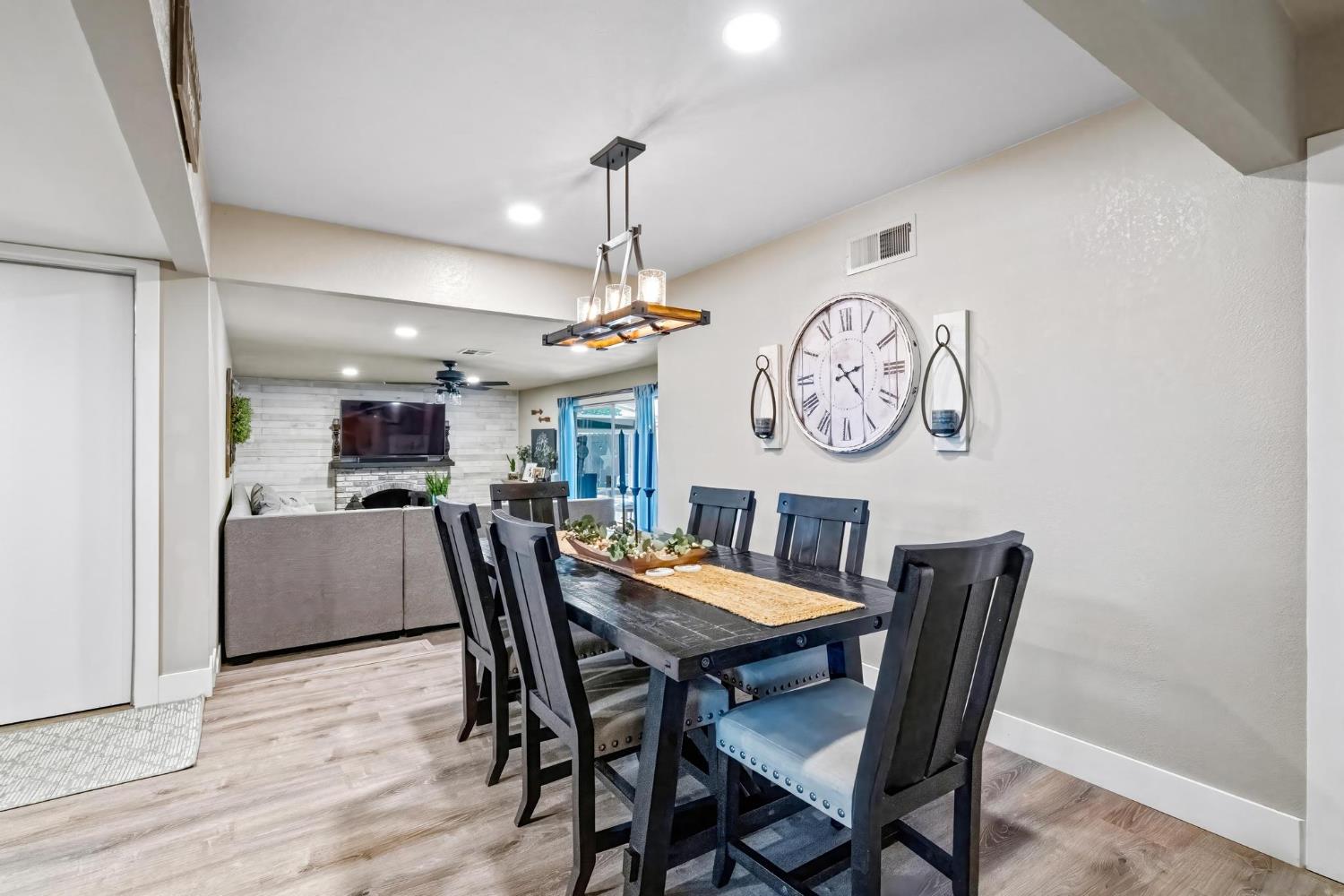 5743 Mohican Dr, Manteca, CA 95336