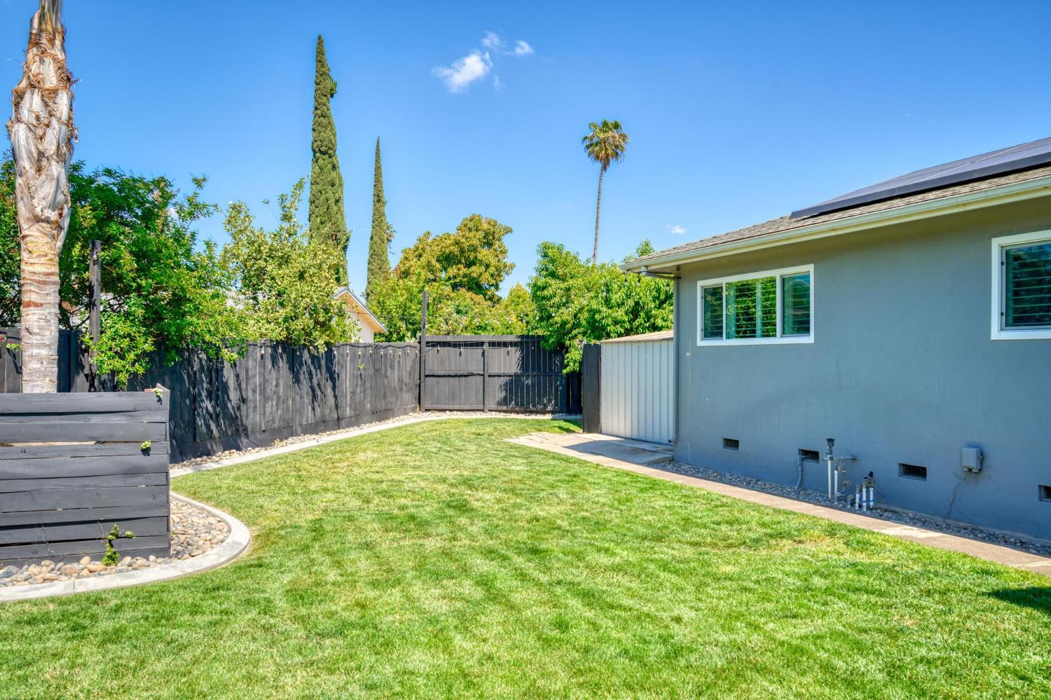 5743 Mohican Dr, Manteca, CA 95336