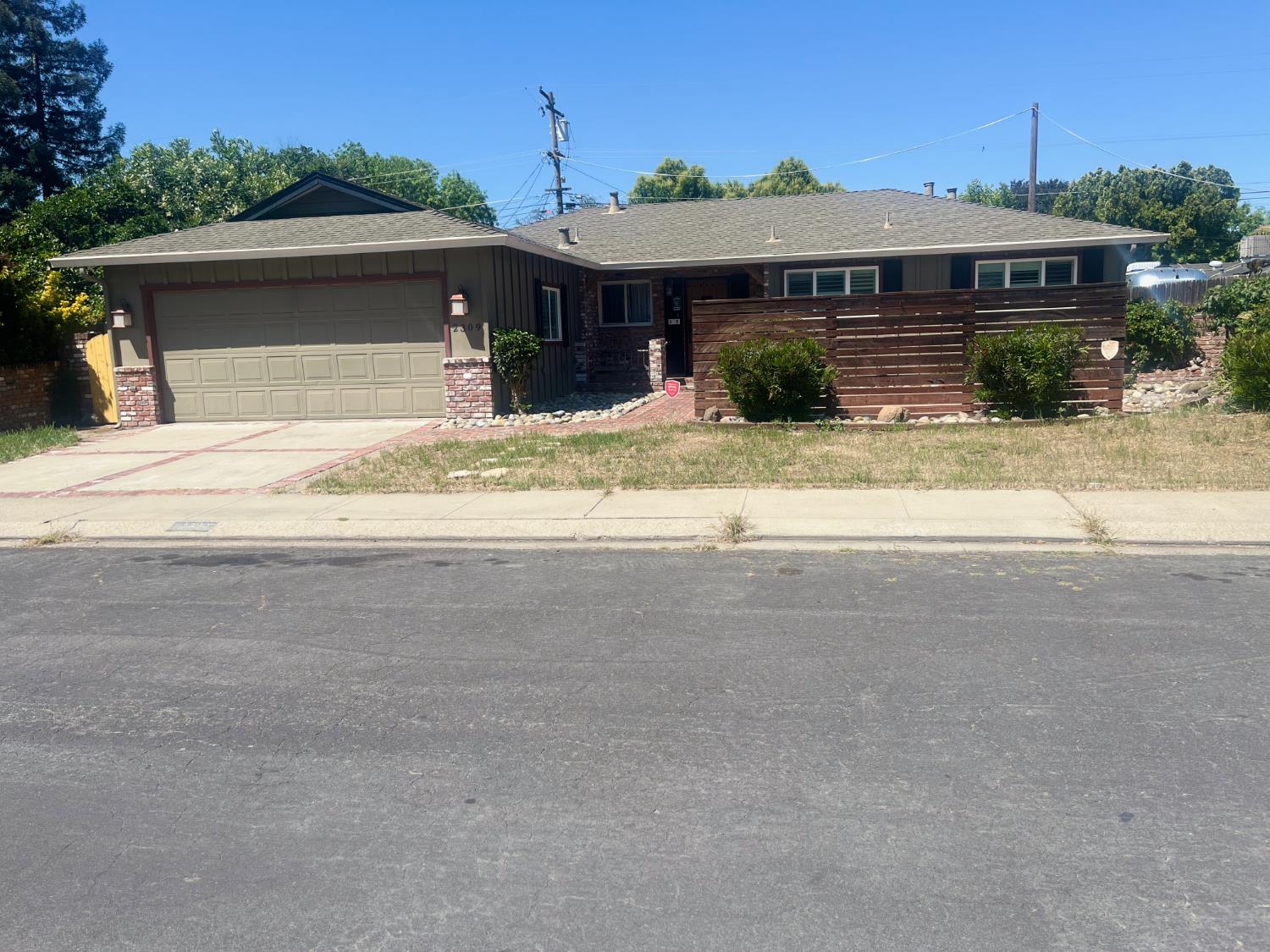 2309 Monte Carlo Ave, Modesto, CA 95350