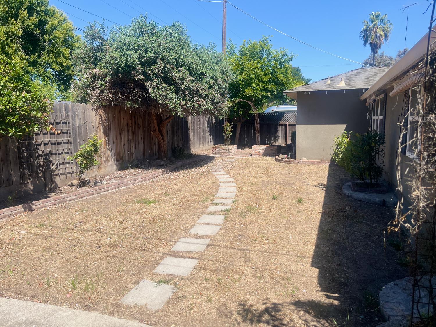 2309 Monte Carlo Ave, Modesto, CA 95350