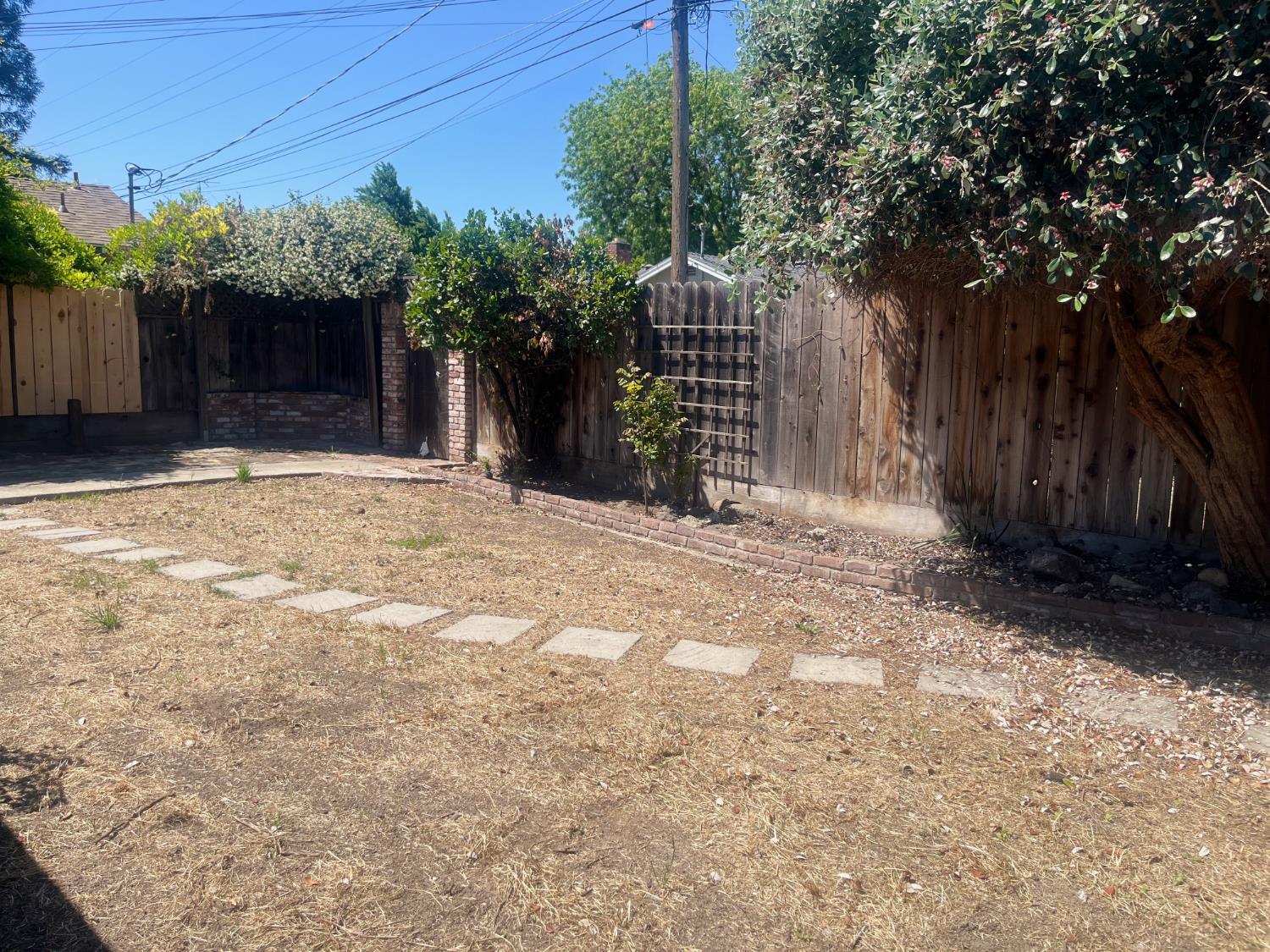 2309 Monte Carlo Ave, Modesto, CA 95350