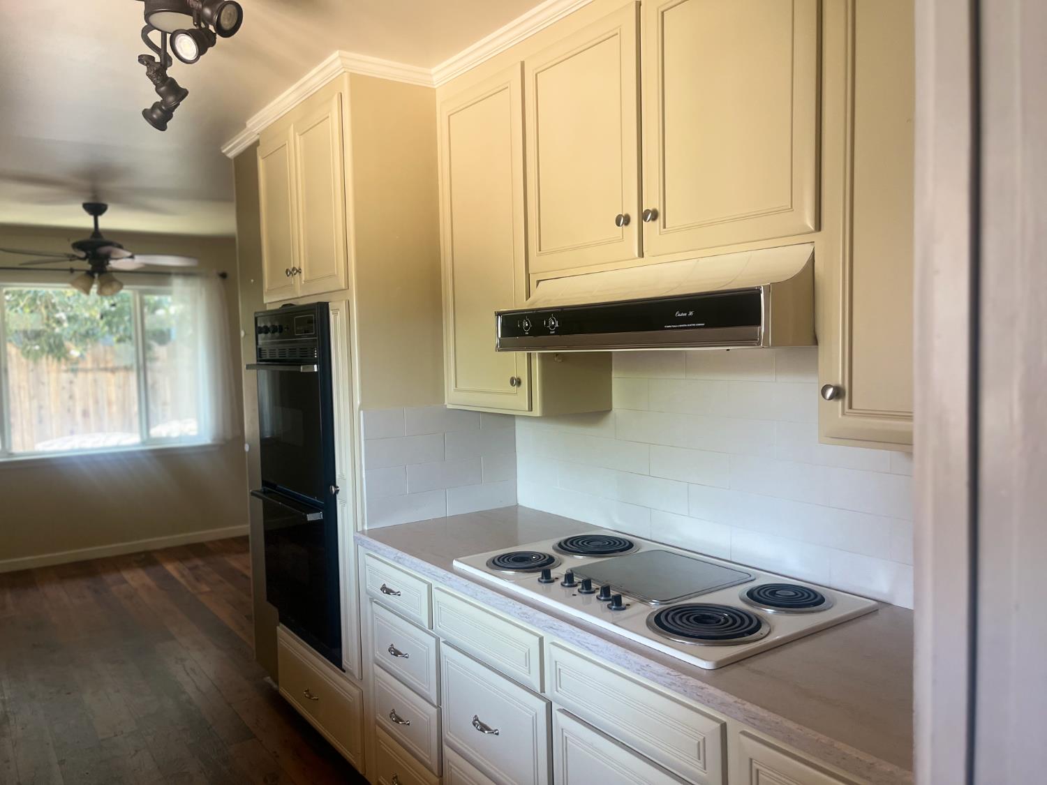 2309 Monte Carlo Ave, Modesto, CA 95350