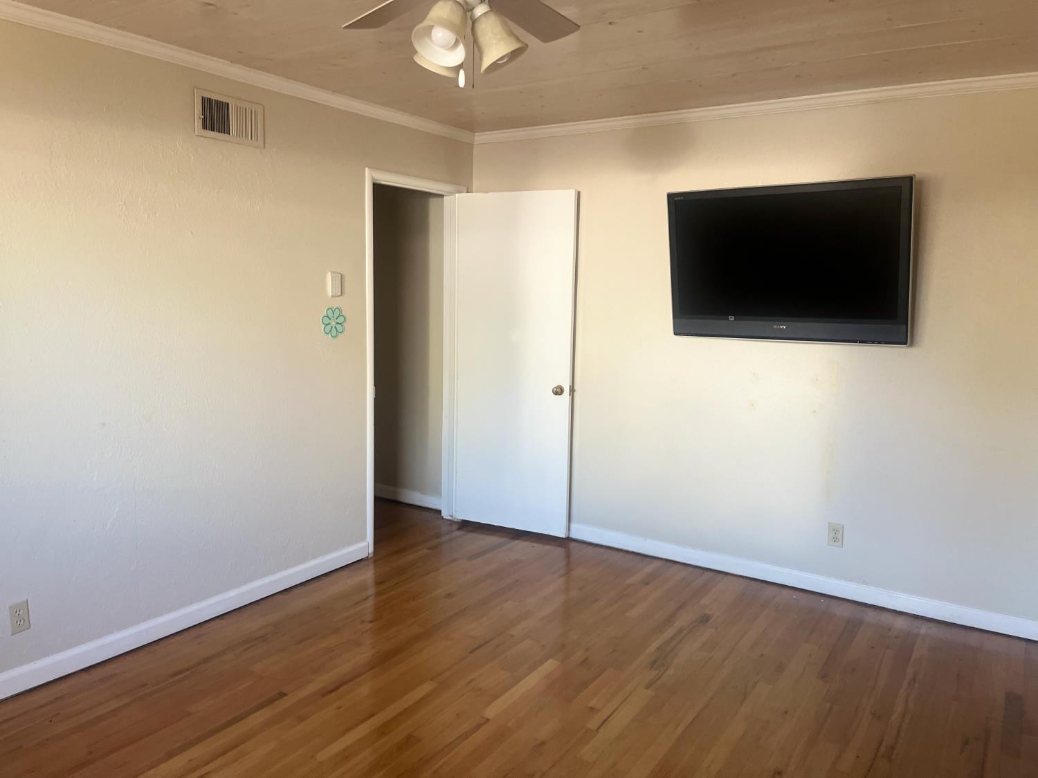 2309 Monte Carlo Ave, Modesto, CA 95350