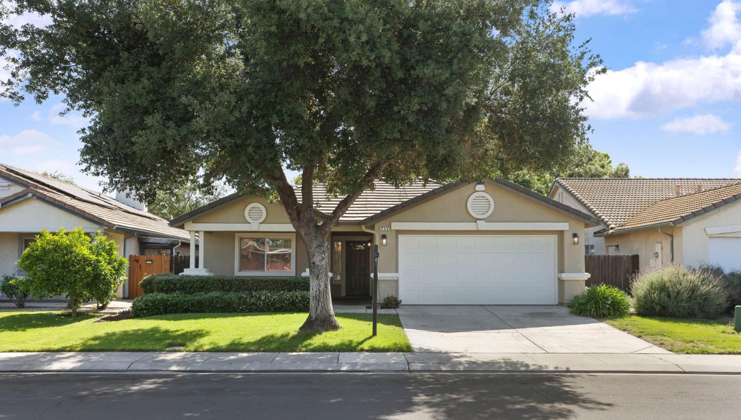 250 Dyer Ave, Manteca, CA 95336