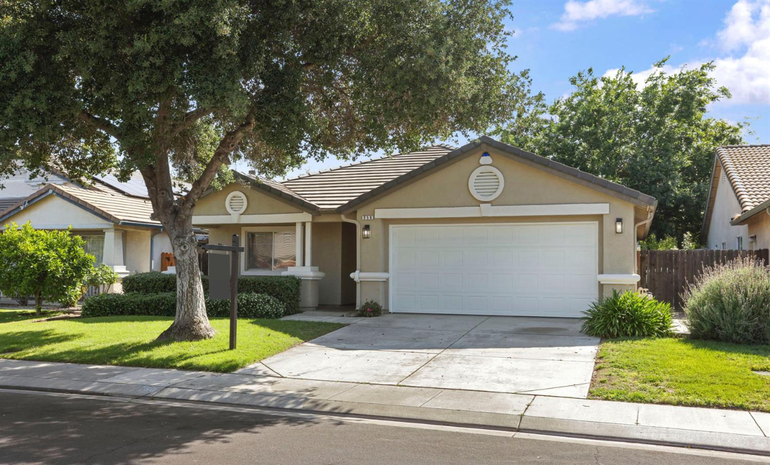 250 Dyer Ave, Manteca, CA 95336