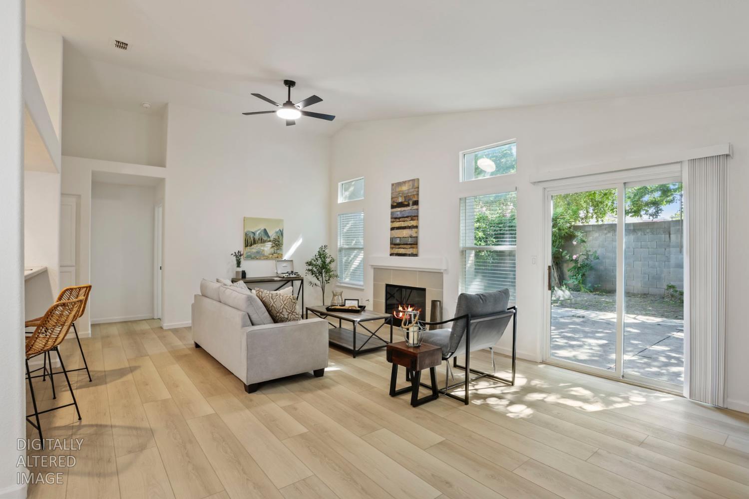 250 Dyer Ave, Manteca, CA 95336