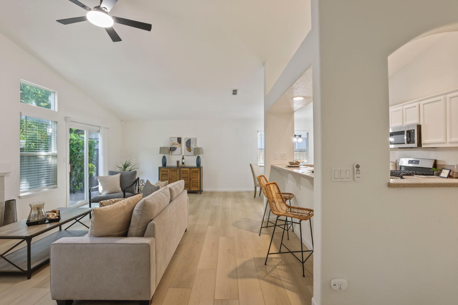 250 Dyer Ave, Manteca, CA 95336