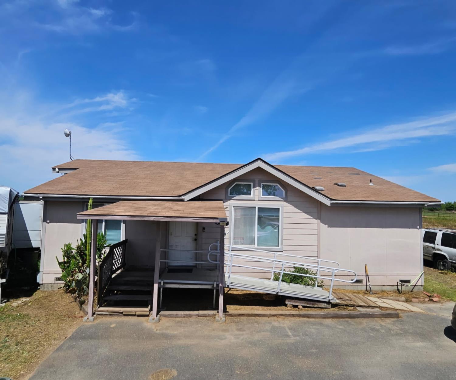 5401 S Claribel Rd, Modesto, CA 95357