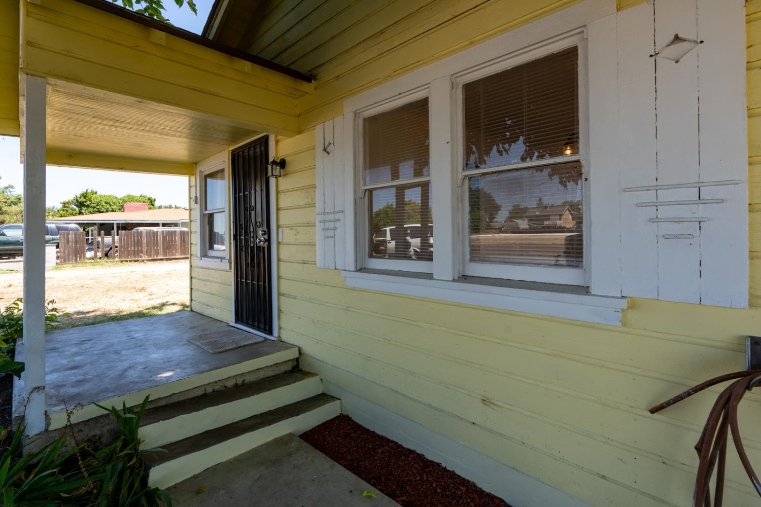 1117 Center Ave, Dos Palos, CA 93620