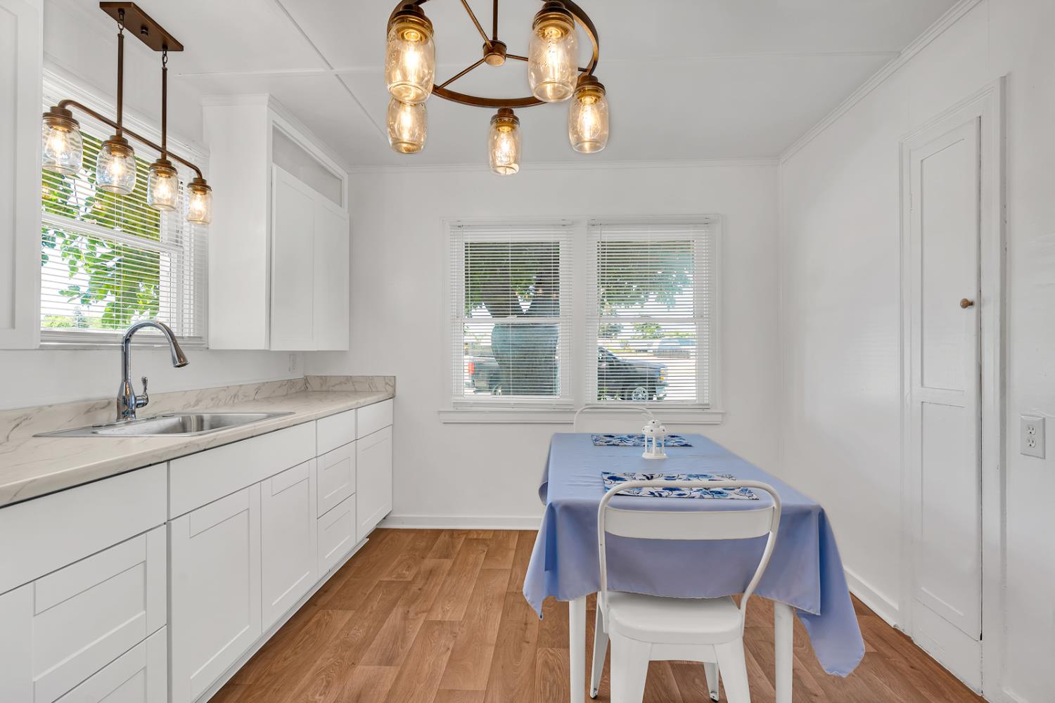 1117 Center Ave, Dos Palos, CA 93620