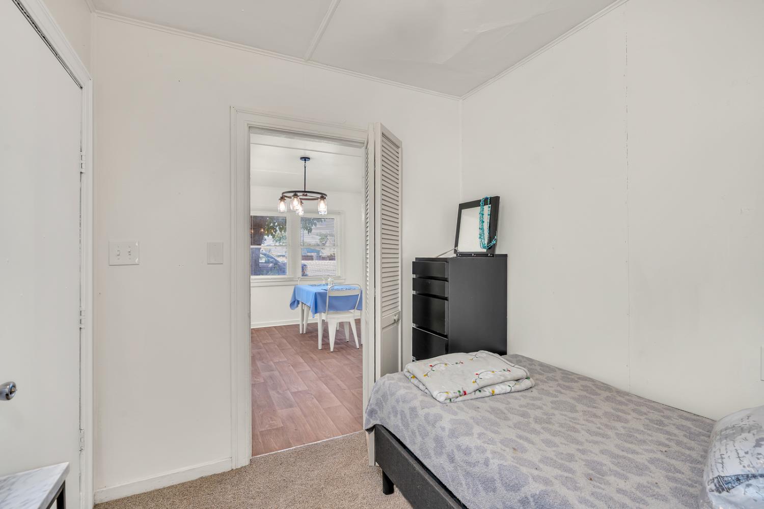 1117 Center Ave, Dos Palos, CA 93620