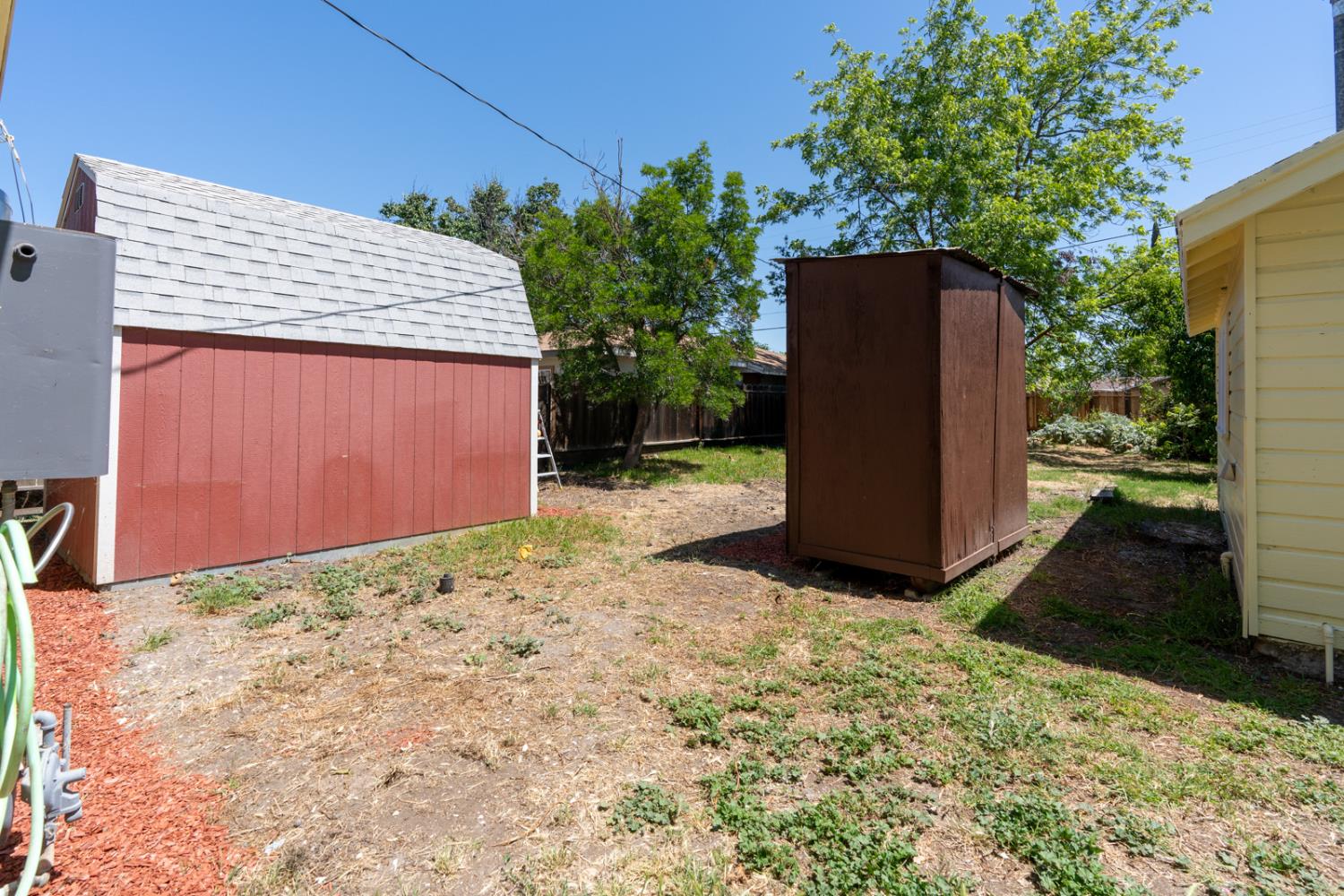 1117 Center Ave, Dos Palos, CA 93620