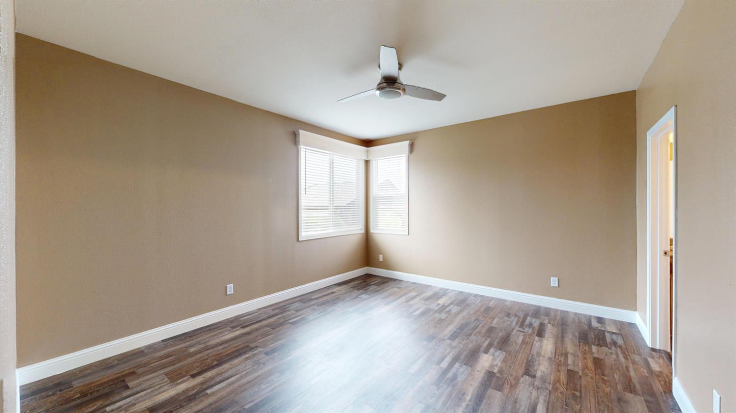 8200 Jantzen Rd #42, Modesto, CA 95357