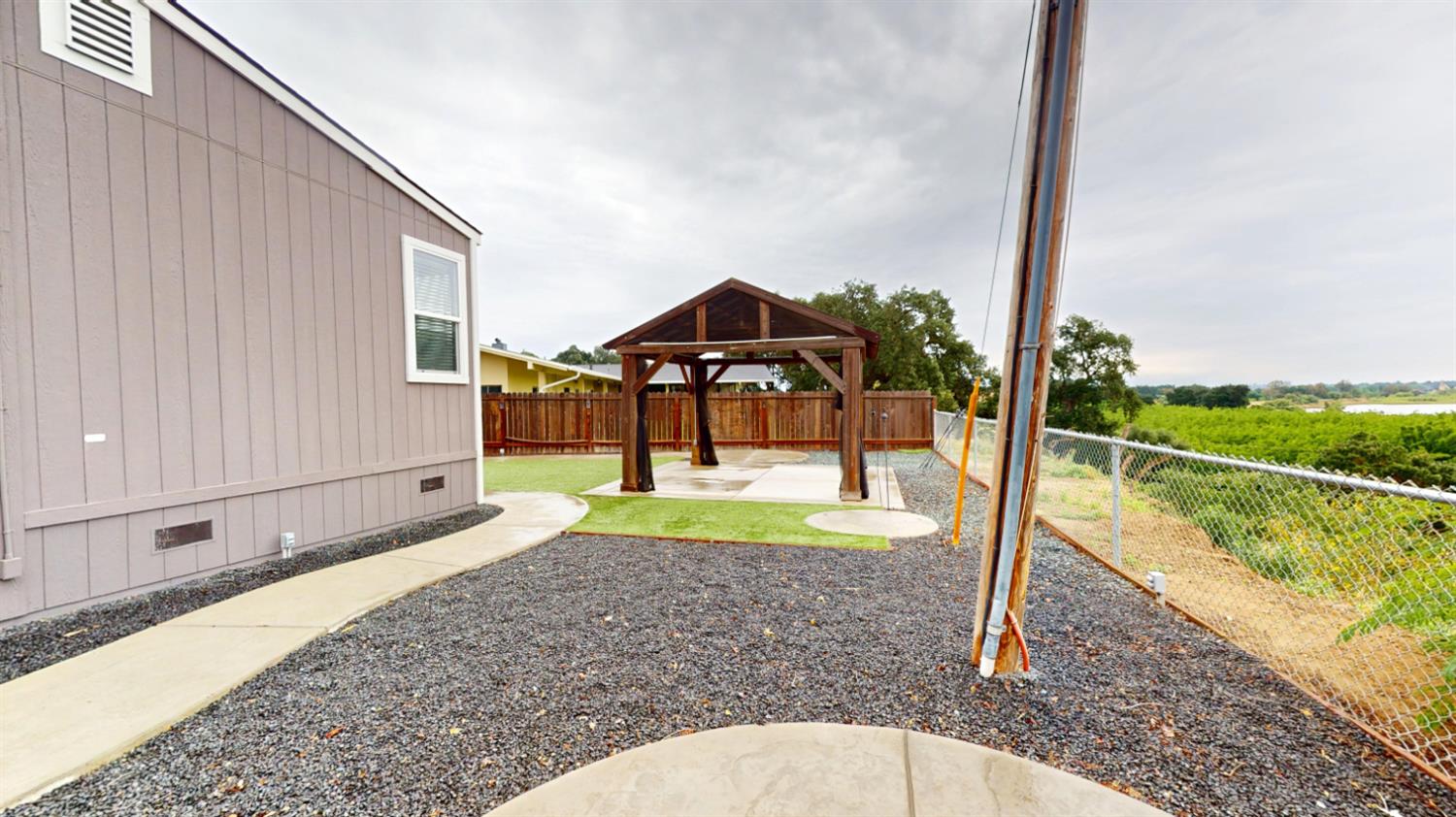 8200 Jantzen Rd #42, Modesto, CA 95357