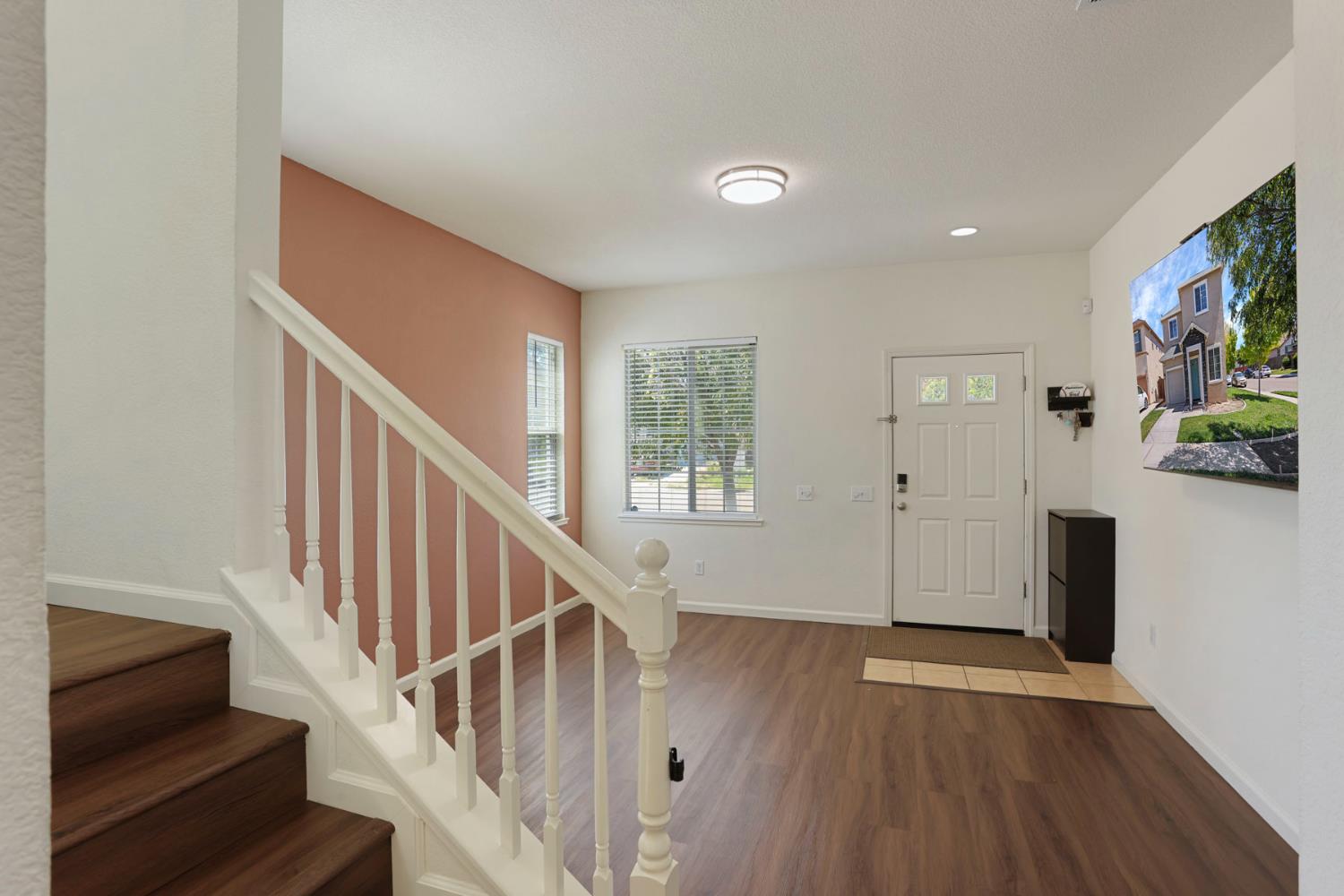 1494 Hearthsong Dr, Manteca, CA 95337