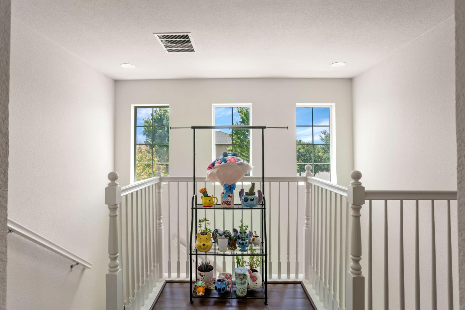 1494 Hearthsong Dr, Manteca, CA 95337