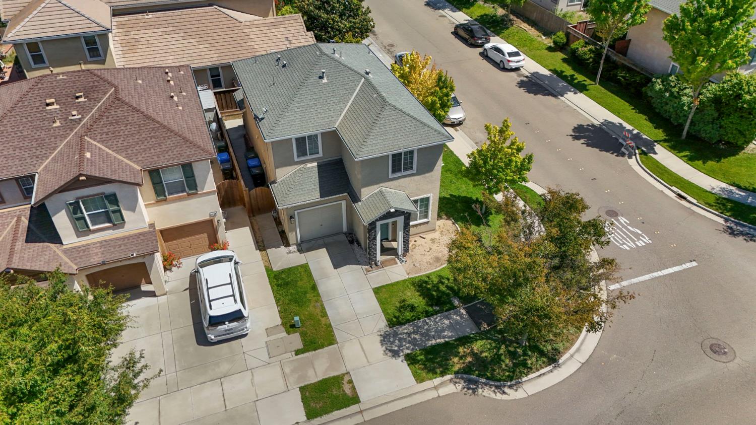 1494 Hearthsong Dr, Manteca, CA 95337