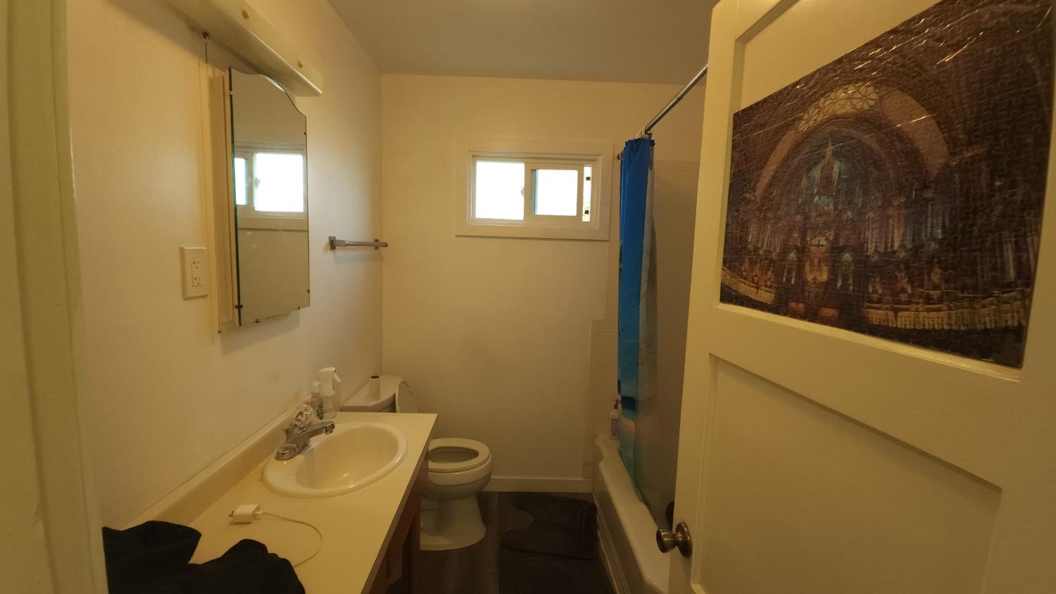 245 Bardo Ave, Oakdale, CA 95361