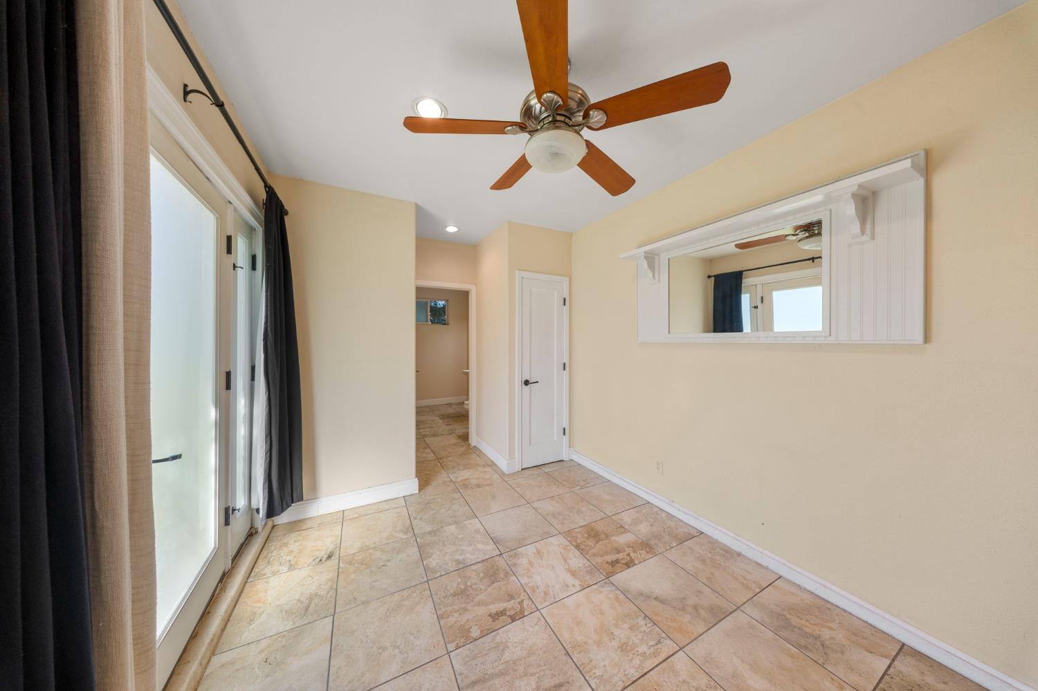 4225 Santa Fe St, Riverbank, CA 95367