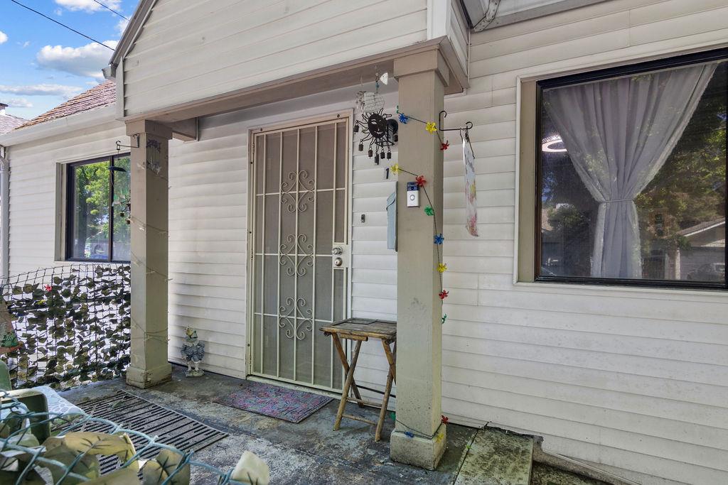 116 Alice St, Modesto, CA 95354