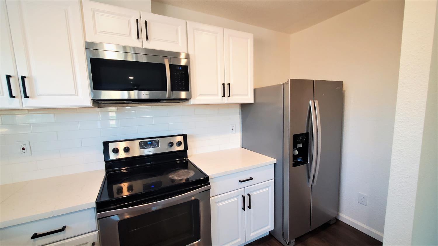 225 Church St, Waterford, CA 95386