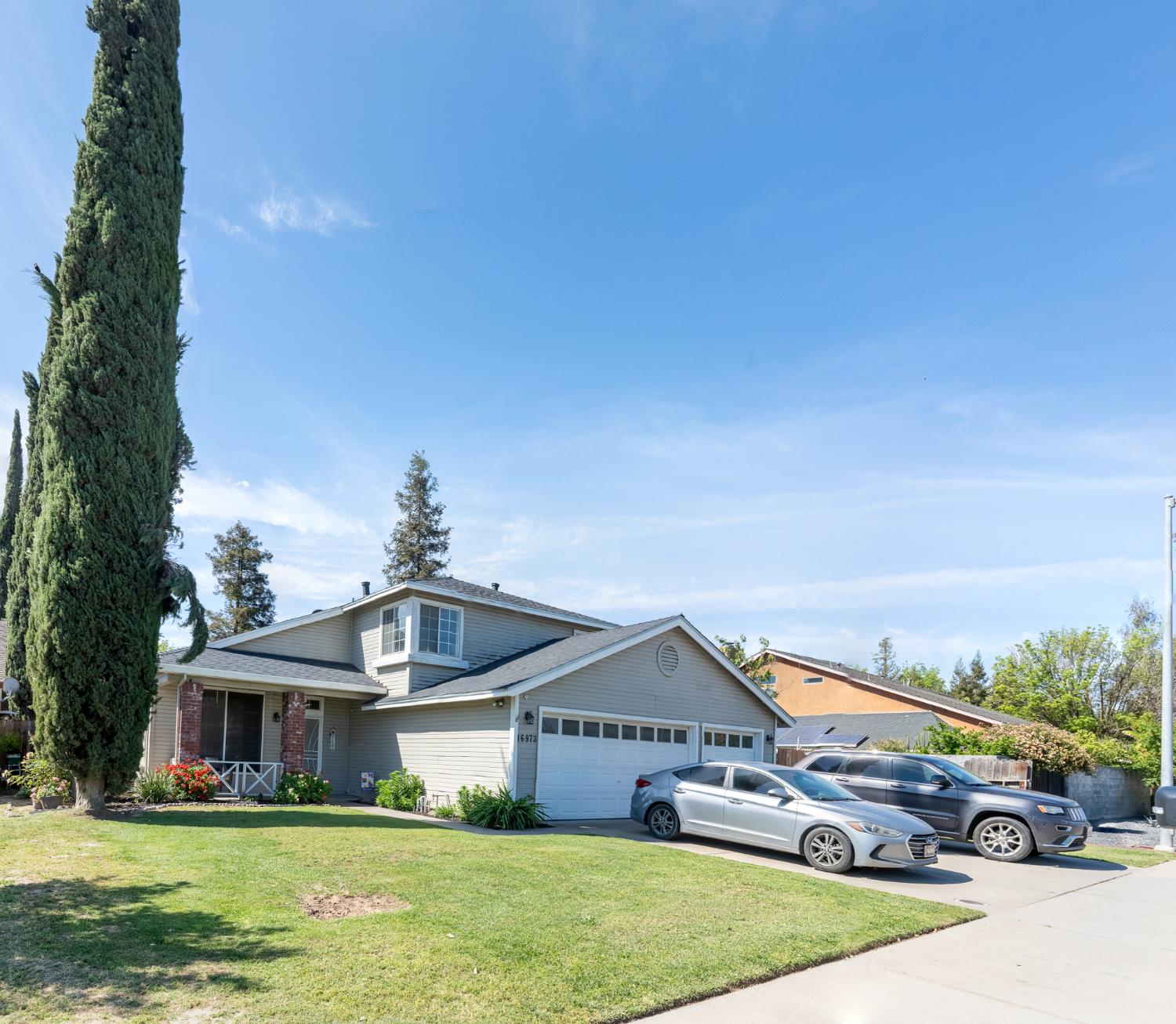 16973 Yvonne Dr, Delhi, CA 95315
