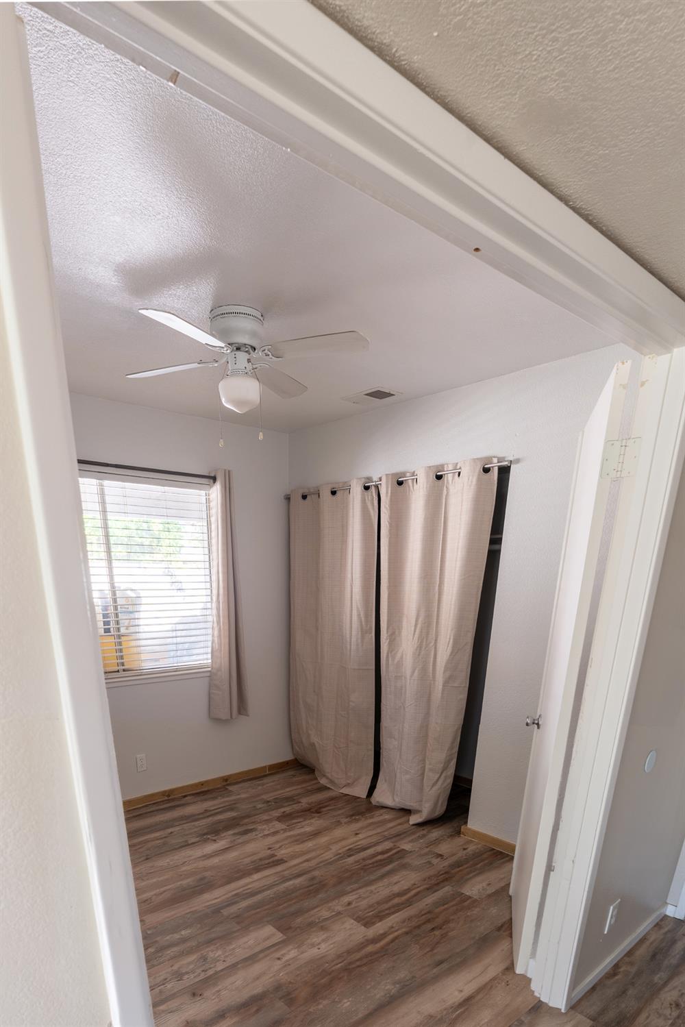 16973 Yvonne Dr, Delhi, CA 95315