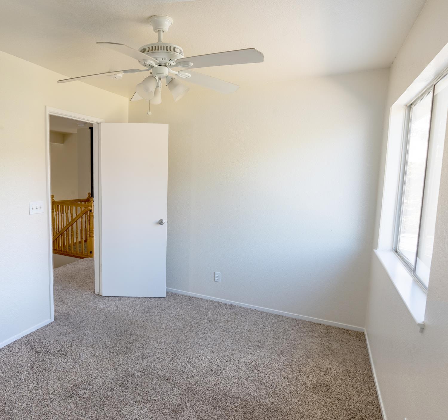 16973 Yvonne Dr, Delhi, CA 95315