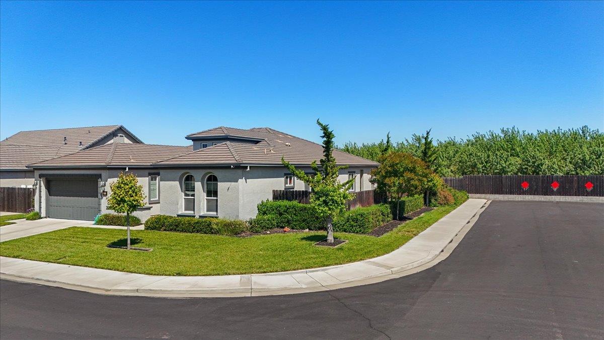 805 Freedom Point Way, Manteca, CA 95336