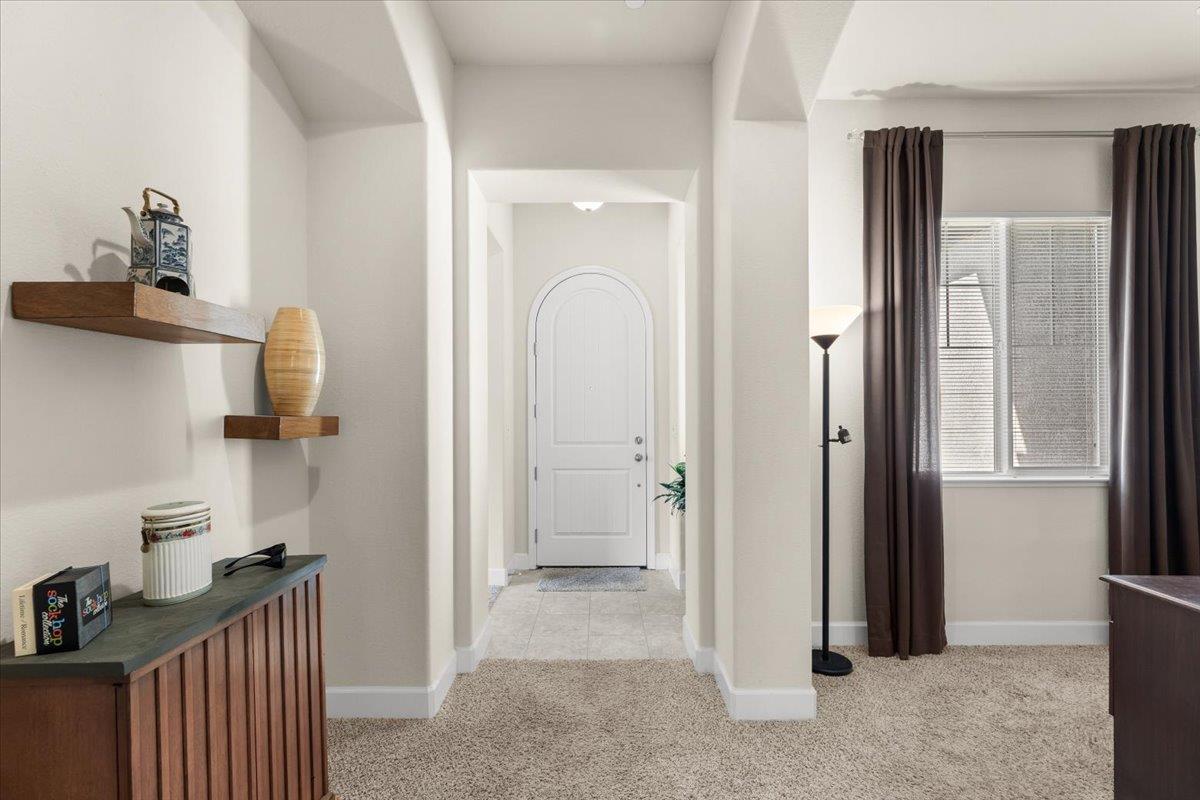 805 Freedom Point Way, Manteca, CA 95336