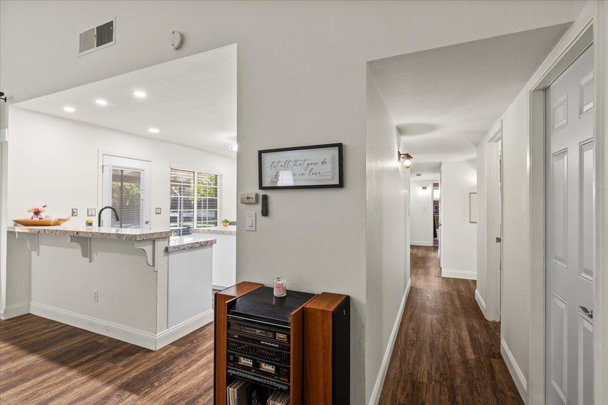 2216 Venus Dr, Ceres, CA 95307