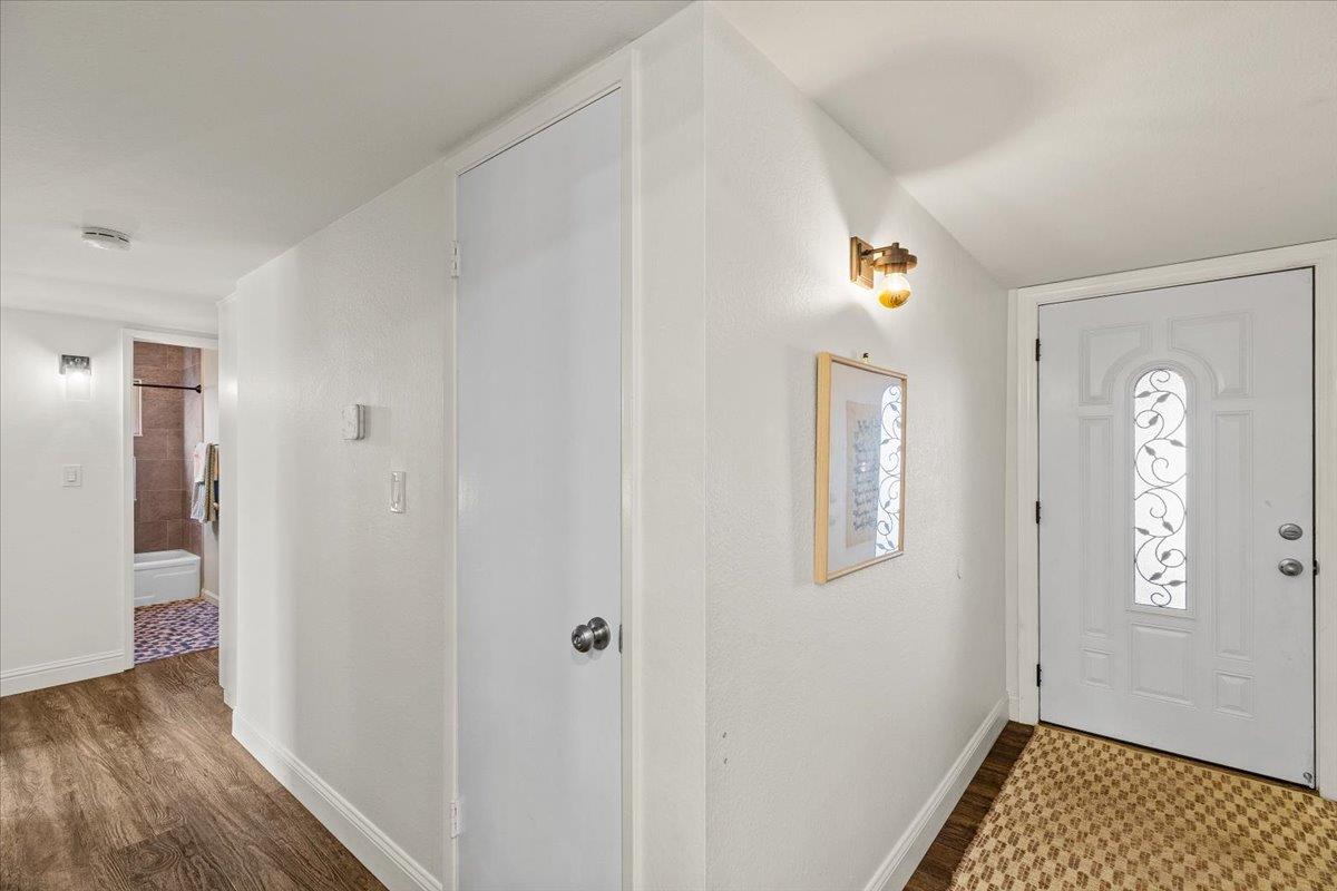 2216 Venus Dr, Ceres, CA 95307