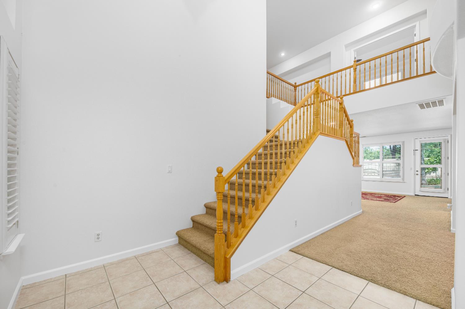 1705 Avignon Ln, Modesto, CA 95356